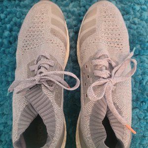 Men’s Adidas Ultra Boost Gray Size 11